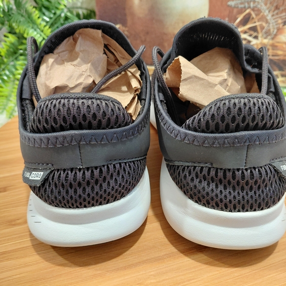 New Balance Fuel Core Coast V3 Black Mesh Athletic Shoes Womens - Picture 4 of 10